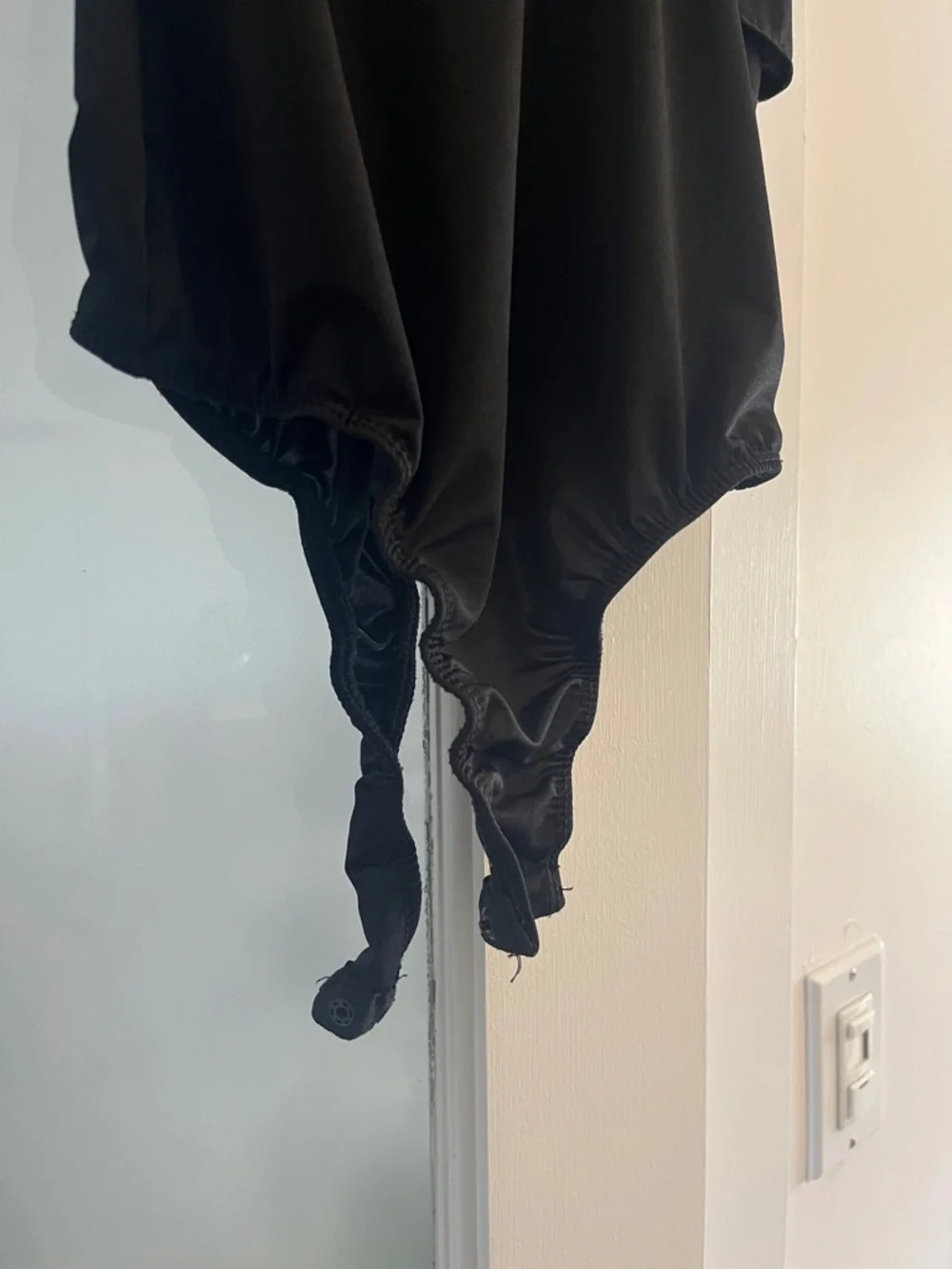 Black Ruffle bodysuit - Picture 3 of 6